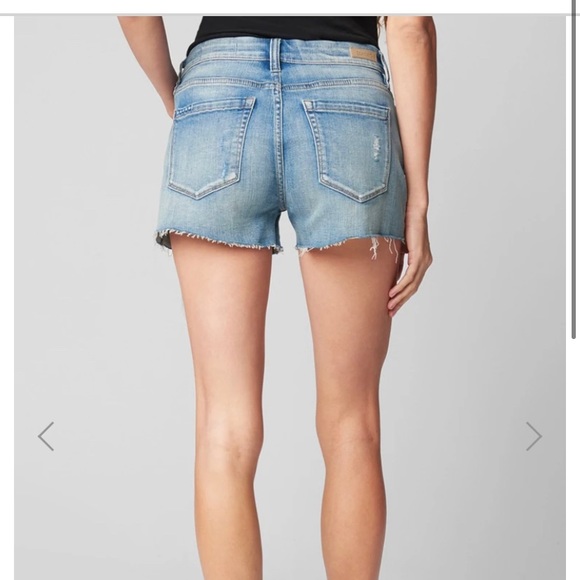 Cut Off Jean Shorts BLANK NYC - Picture 6 of 7